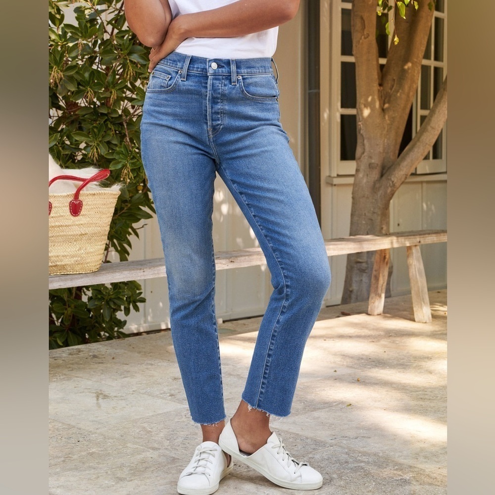 Frank & Eileen CORK Everyday Jean Straight Leg
Denim Size: 32 - Picture 3 of 15